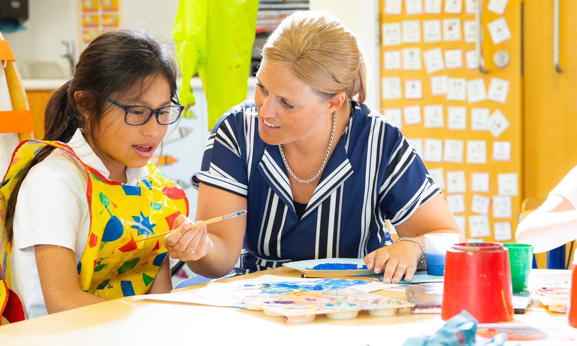 Applegarth Academy Image of Pupil and teacher in an Art lesson